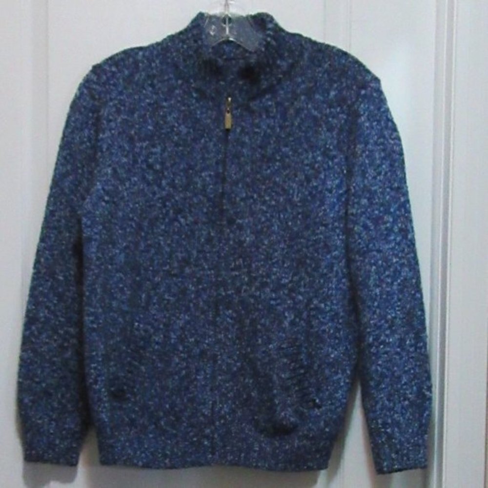 Zip sweater